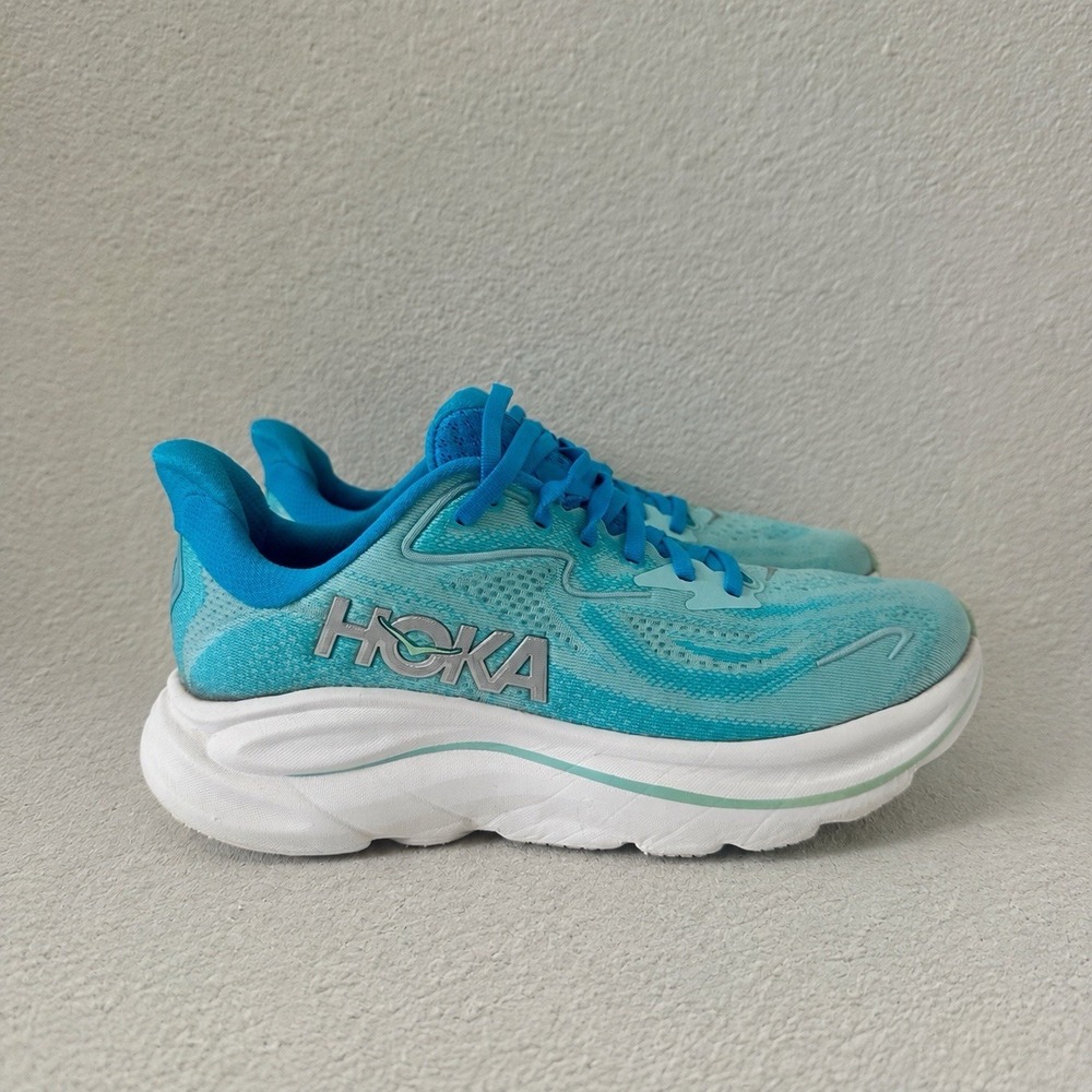 HOKA Clifton 10 Vibrant Skyward Blue Women's Size 8 Running Shoes